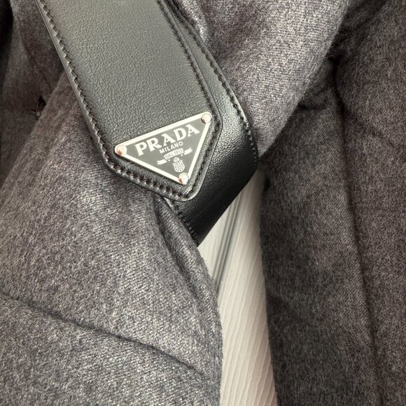 Prada Puffy Wool Coat in Grey, size 38IT (fits like a size 2/4) - Picture 7 of 9